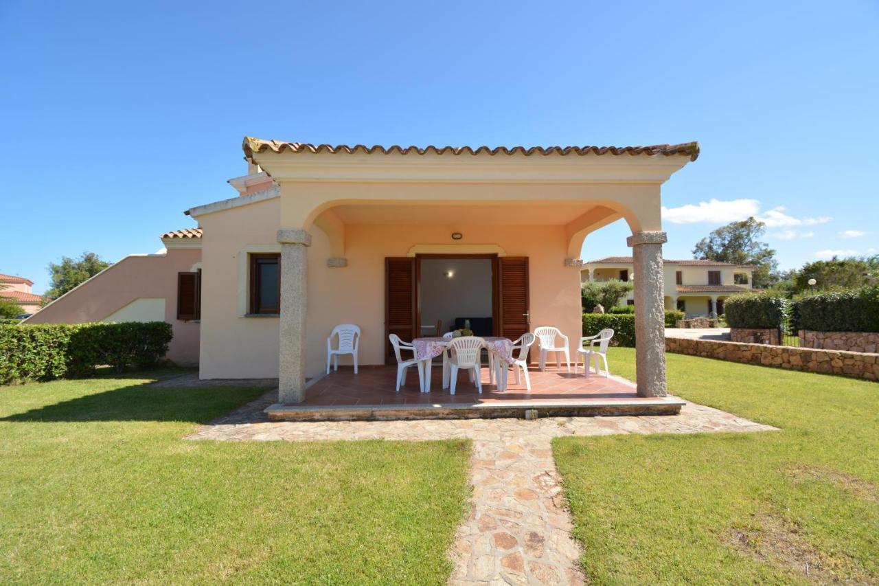 Appartamenti Corallo San Teodoro  Esterno foto