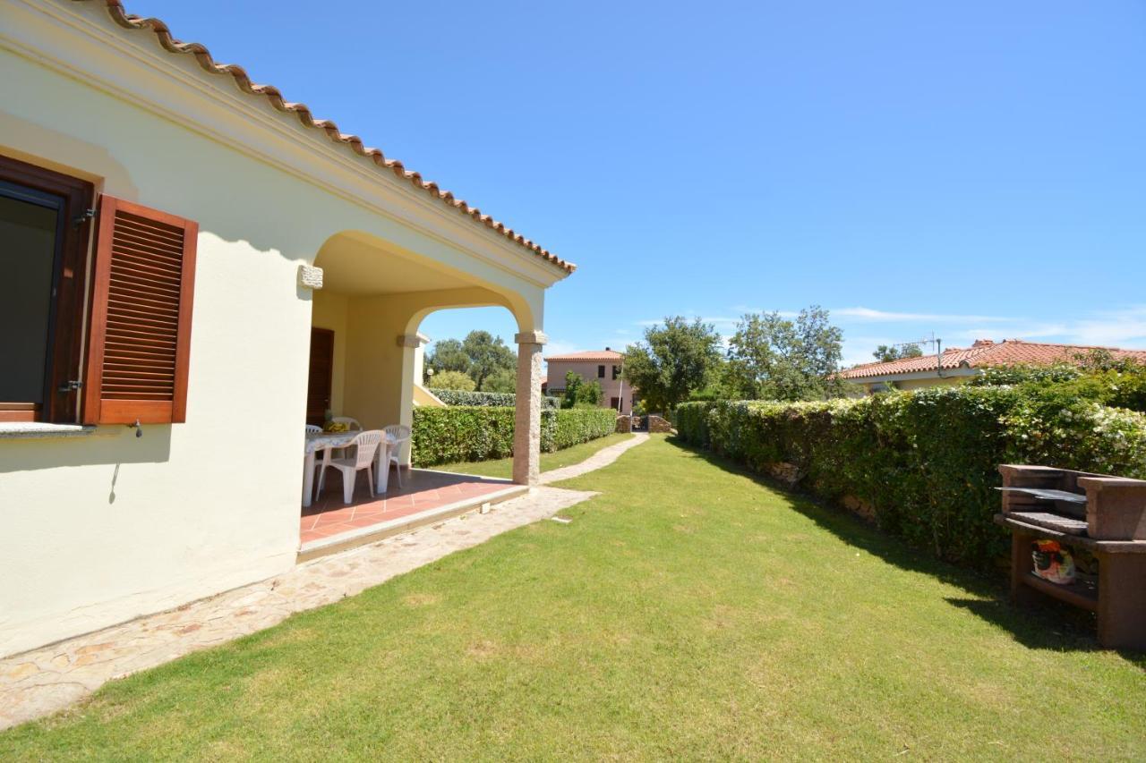 Appartamenti Corallo San Teodoro  Esterno foto