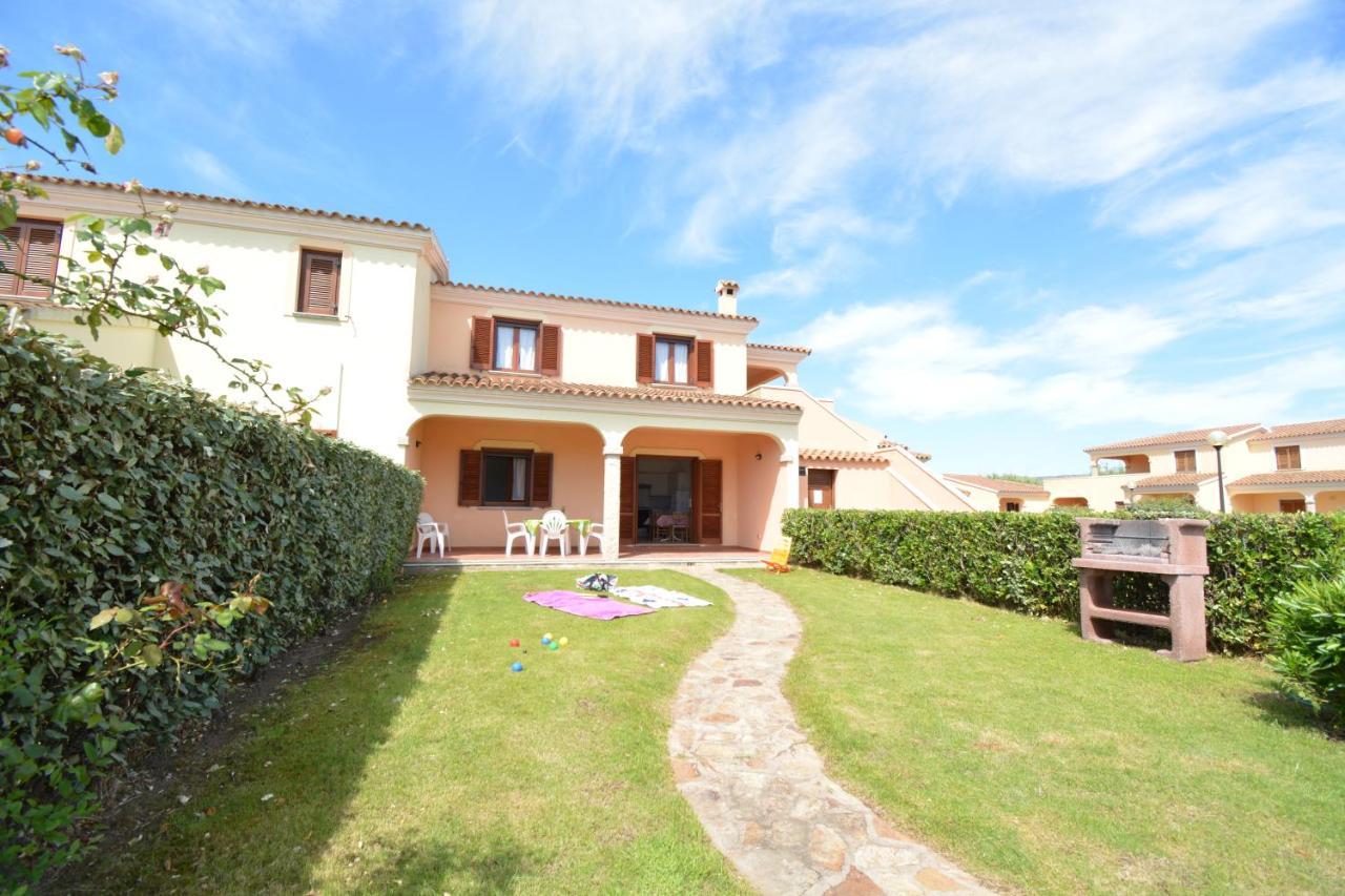 Appartamenti Corallo San Teodoro  Esterno foto