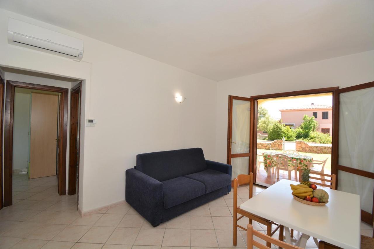 Appartamenti Corallo San Teodoro  Esterno foto