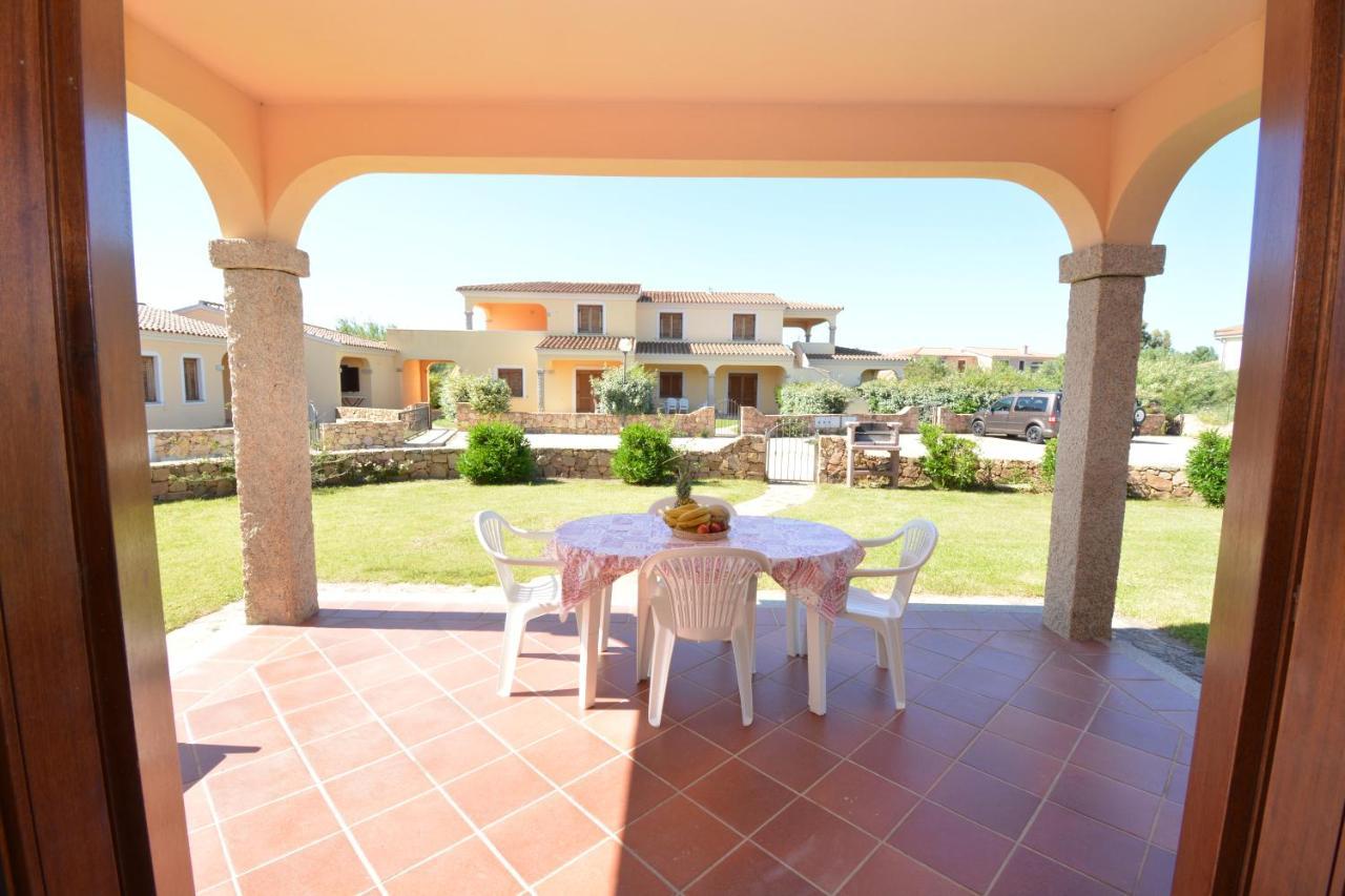 Appartamenti Corallo San Teodoro  Esterno foto