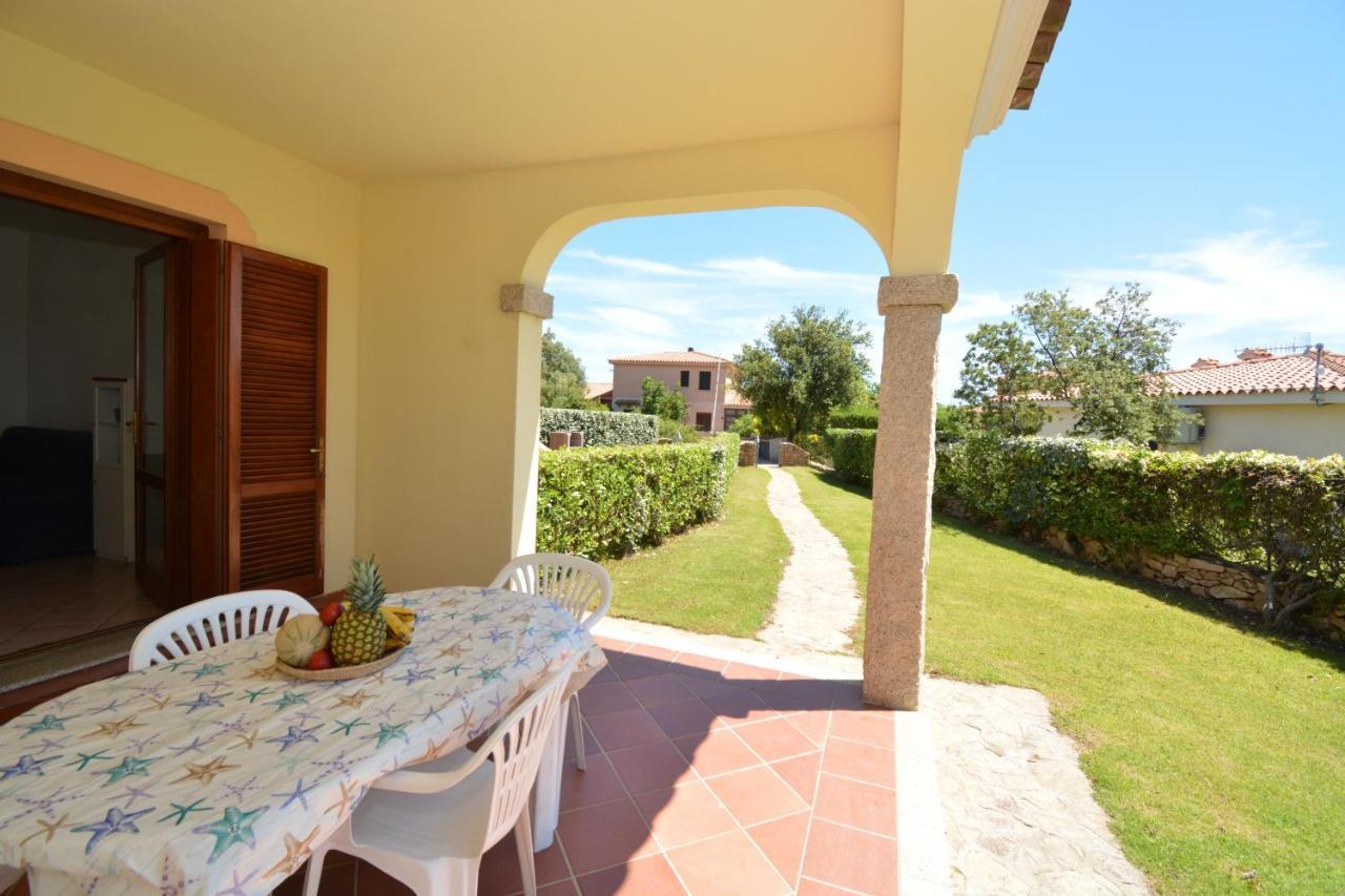 Appartamenti Corallo San Teodoro  Esterno foto