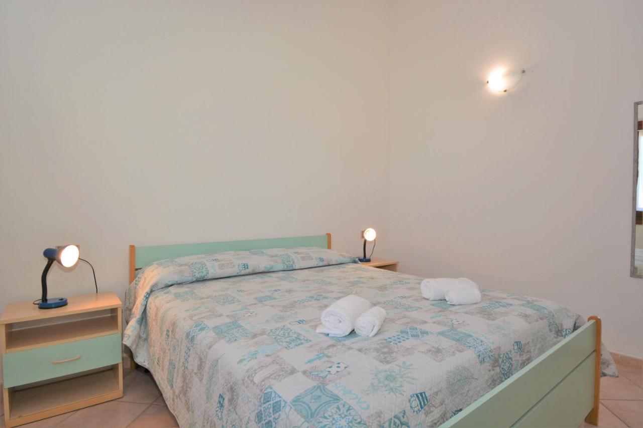 Appartamenti Corallo San Teodoro  Esterno foto