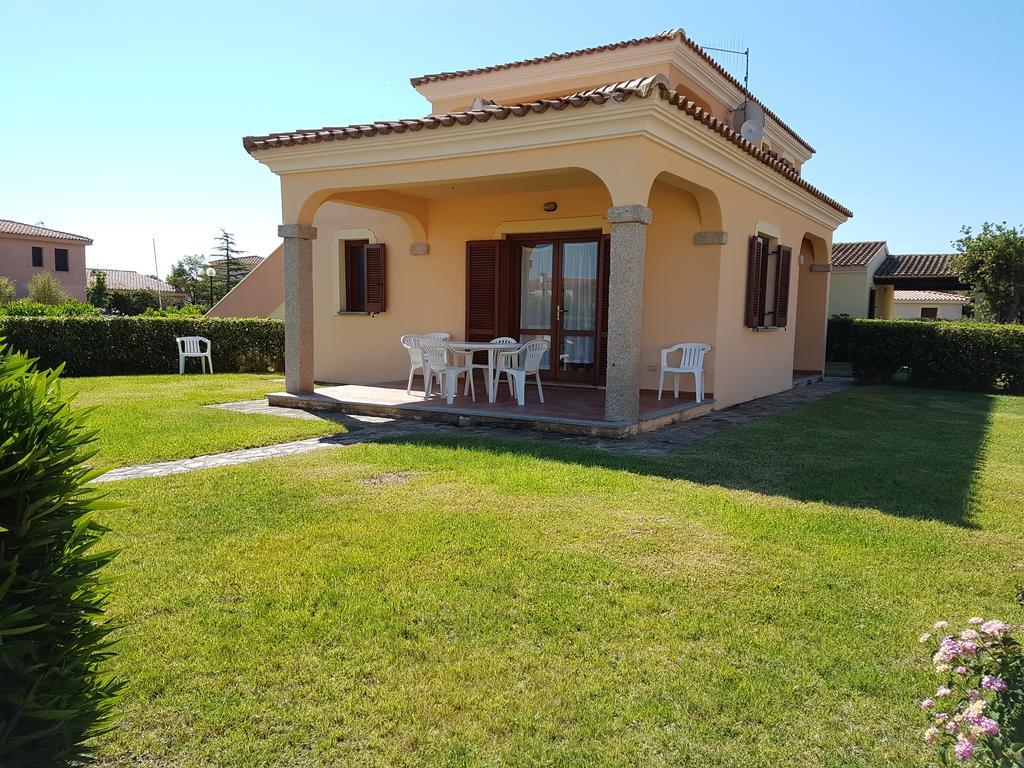 Appartamenti Corallo San Teodoro  Esterno foto